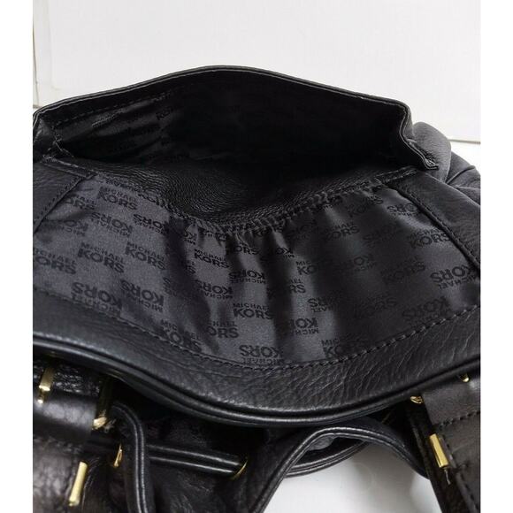 Michael Kors Black Leather Zipper Front Pockets Drawstring Closure Shoulder Bag - Picture 9 of 12